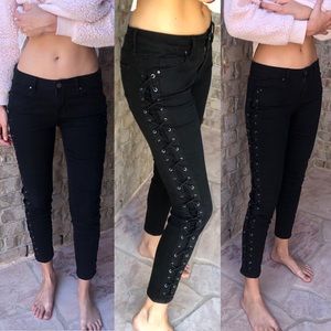 Black Skinny Cropped Jeans crisscrossed detail